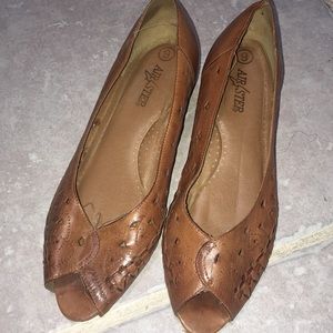 Vintage Leather Heeled Sandal 🐙🐙